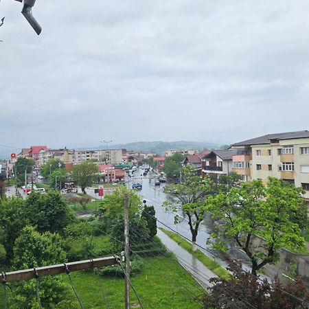 شقة Simona Curtea de Argeş المظهر الخارجي الصورة